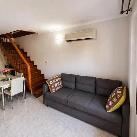 Very Close To Oeluedeniz, Luxury In A Complex With A Pool * فتحية